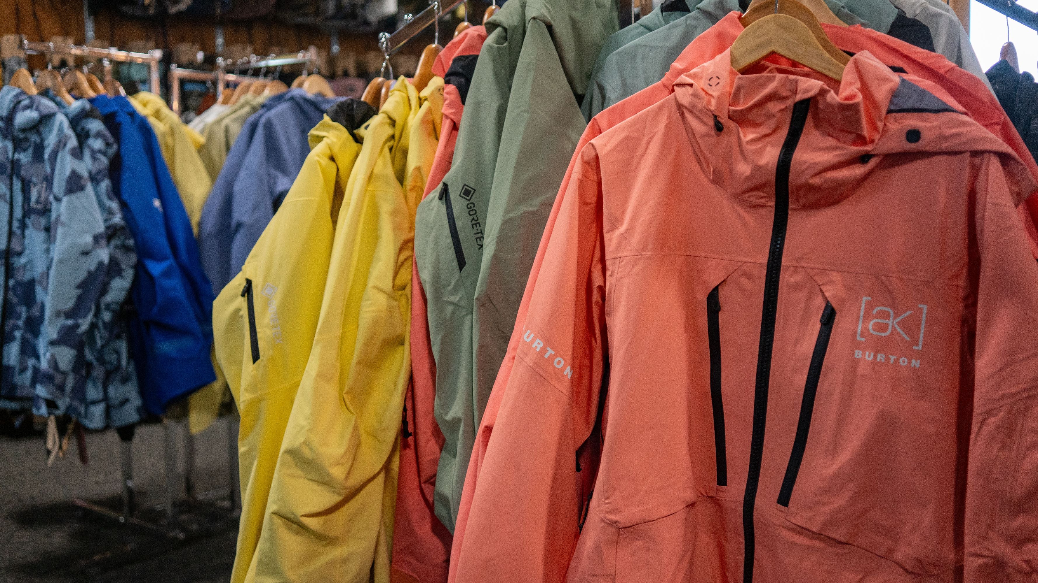 Men's Snow Jackets