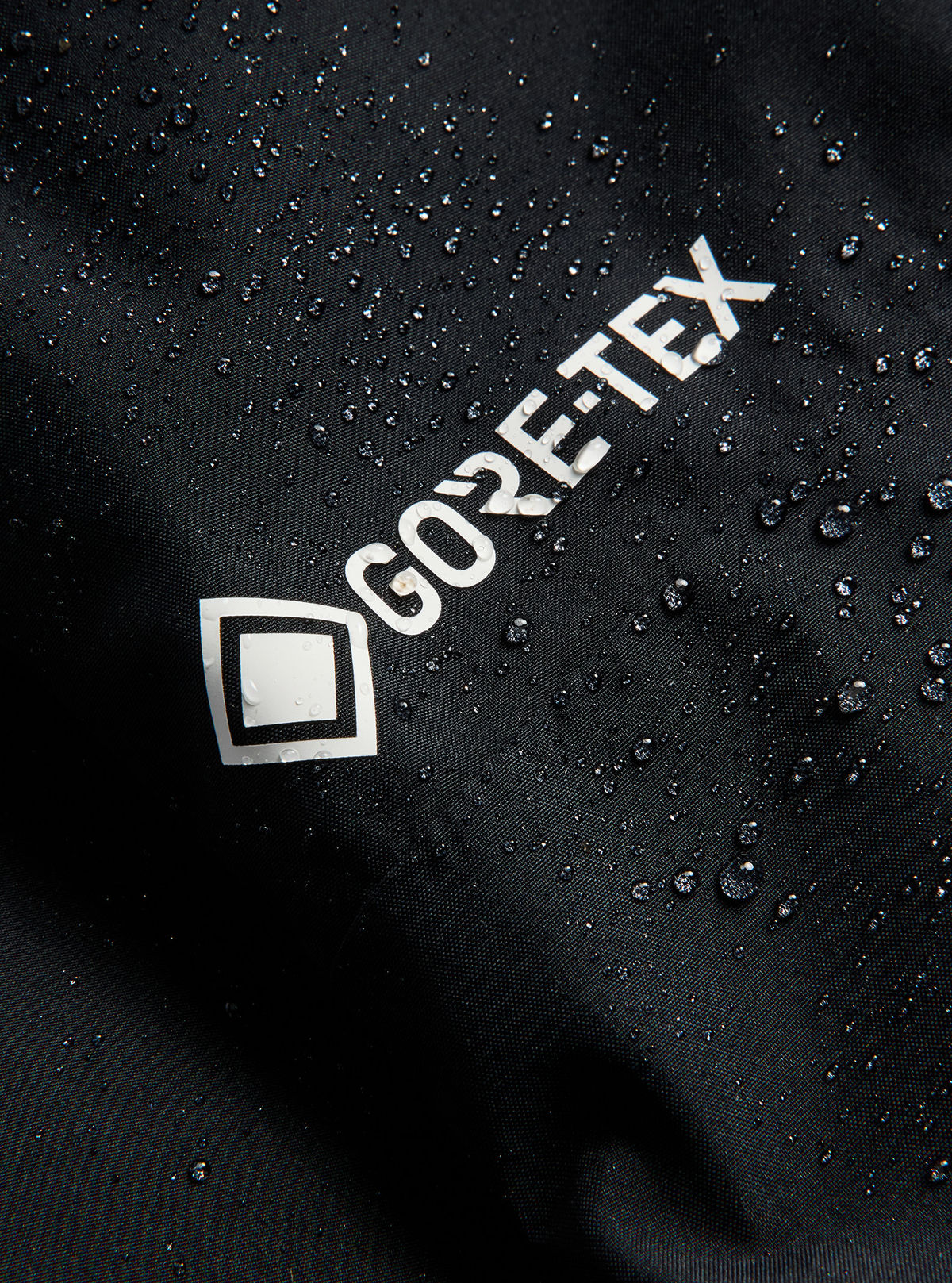 Women's Burton Reserve GORE-TEX 2L Insulated Jacket - True Black - Burton Jacket Outerwear - alternate view 7