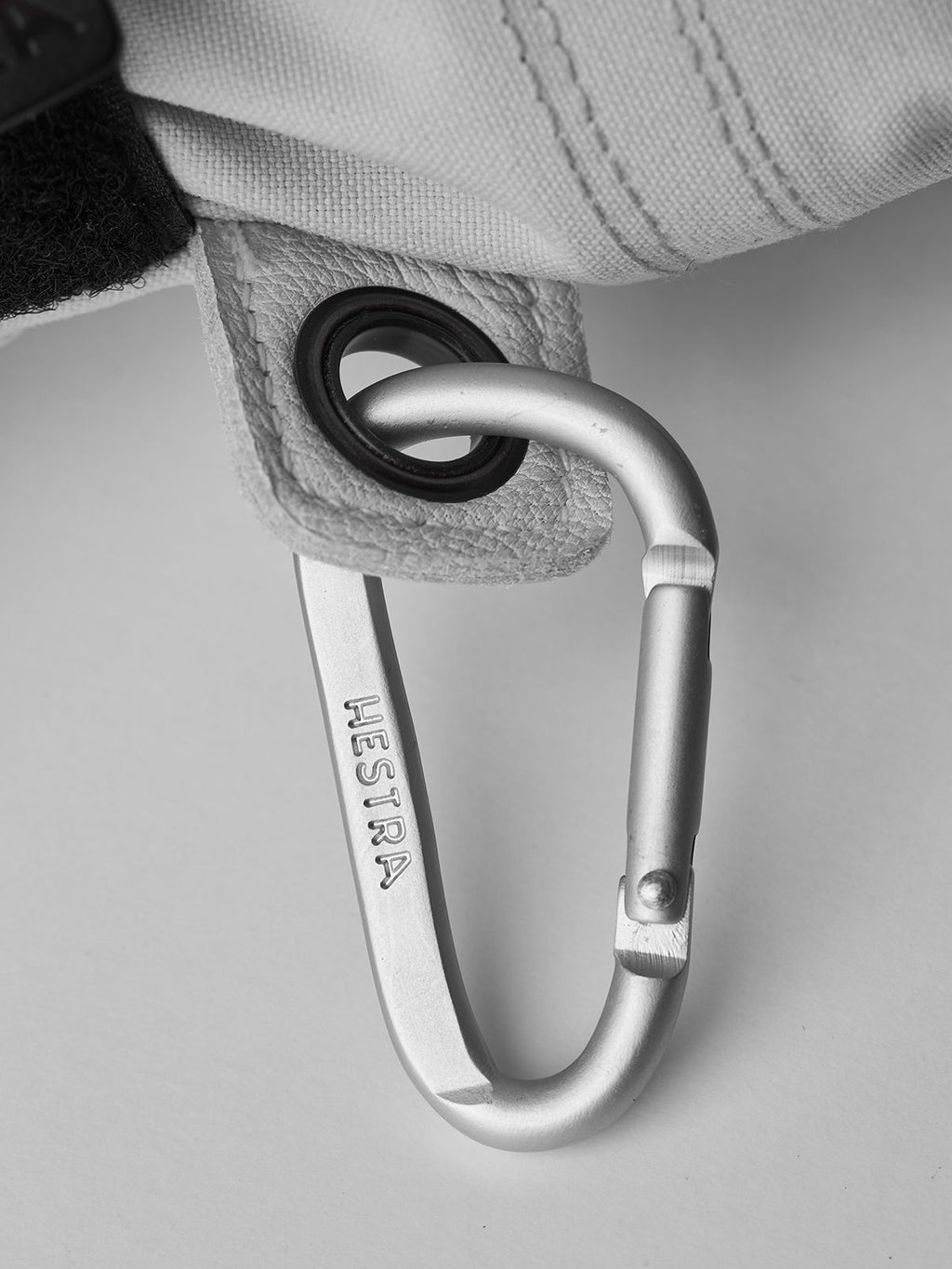 Women's Hestra Heli Ski Mitt - Misty Grey/Off White - Hestra Mitts - alternate view 3