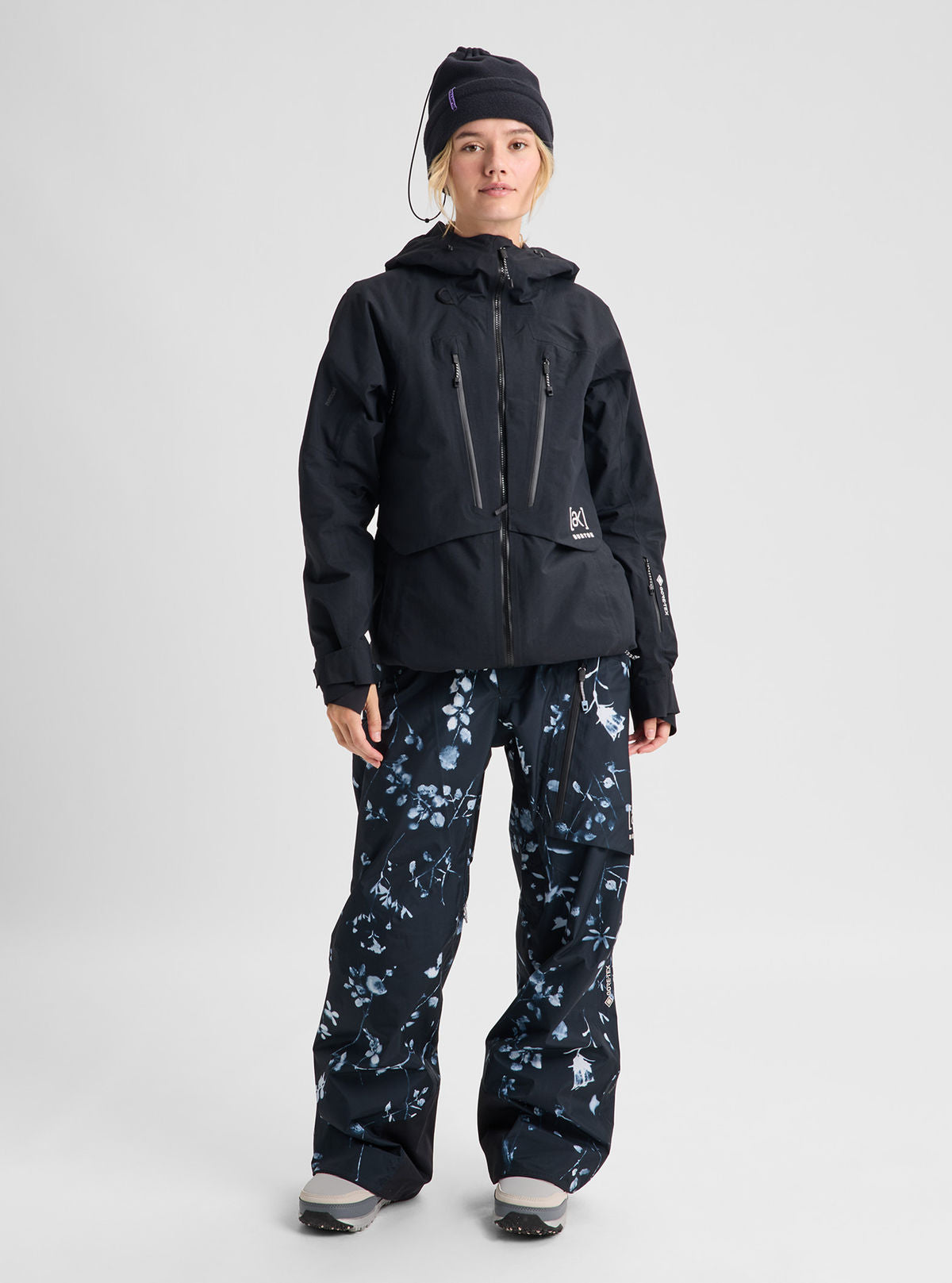 Women's Burton [ak] Swash Synthetic Insulated GORE-TEX 2L Jacket - True Black - Burton Jacket Outerwear - alternate view 2